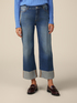 Cropped jeans with turn-up image number 3