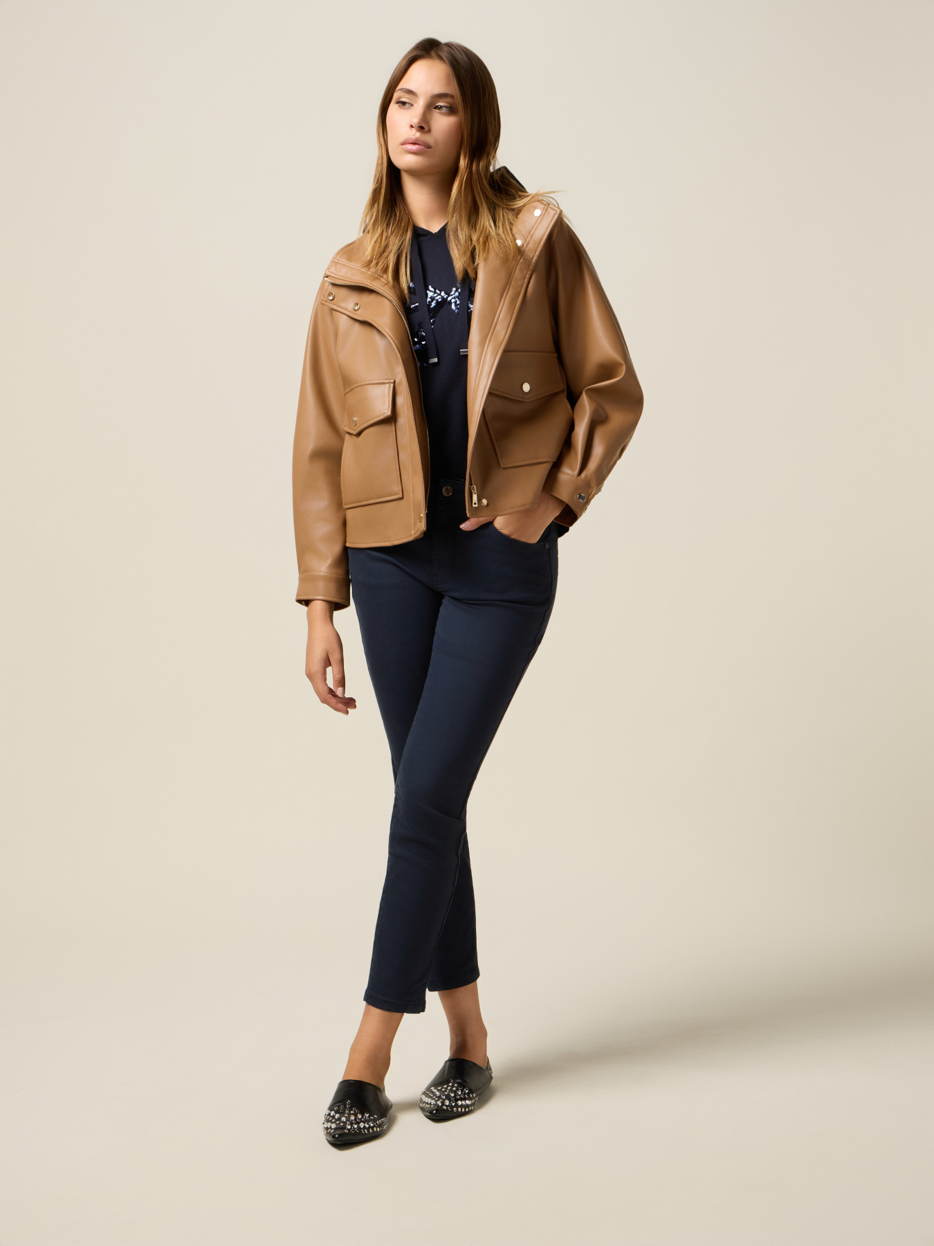 Hanorac cu paiete și glugă image number 3