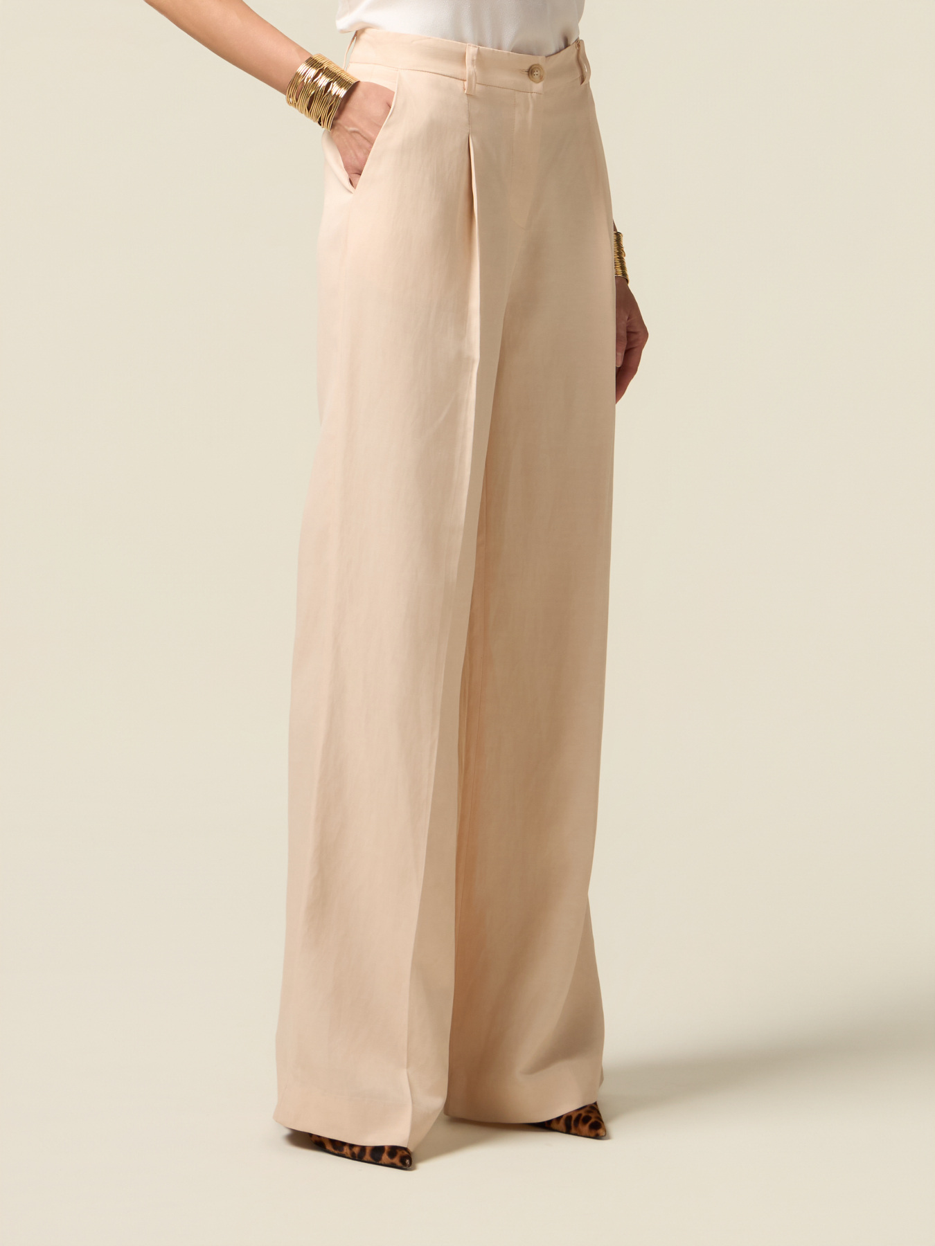 Pantalon palazzo en m&eacute;lange de lin image number 3