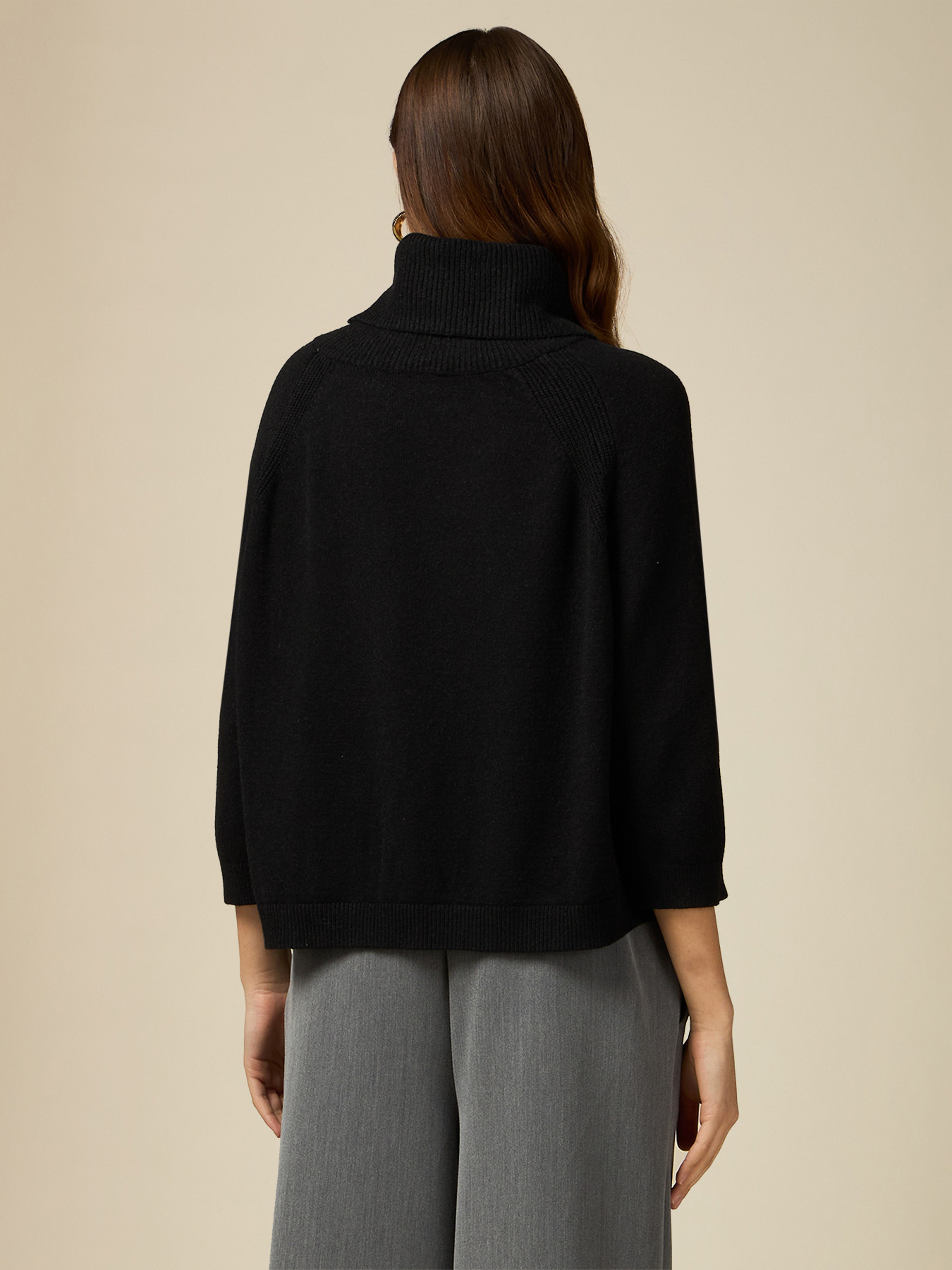 Kastenf&ouml;rmiger Pullover mit Taschen image number 1