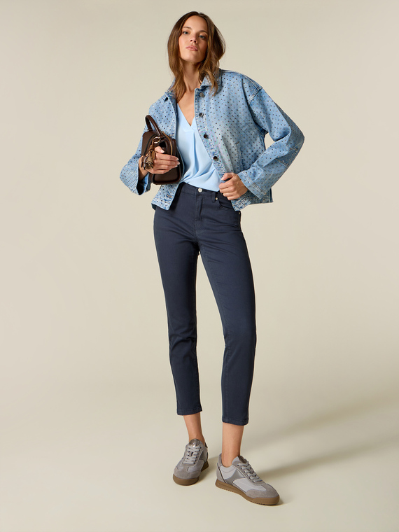 Skinny pants with metal chain
