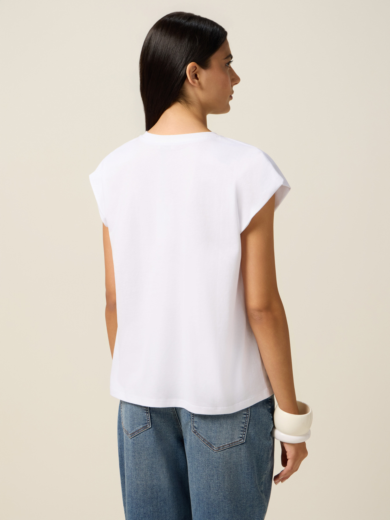T-shirt with print and appliqu&eacute;s image number 1