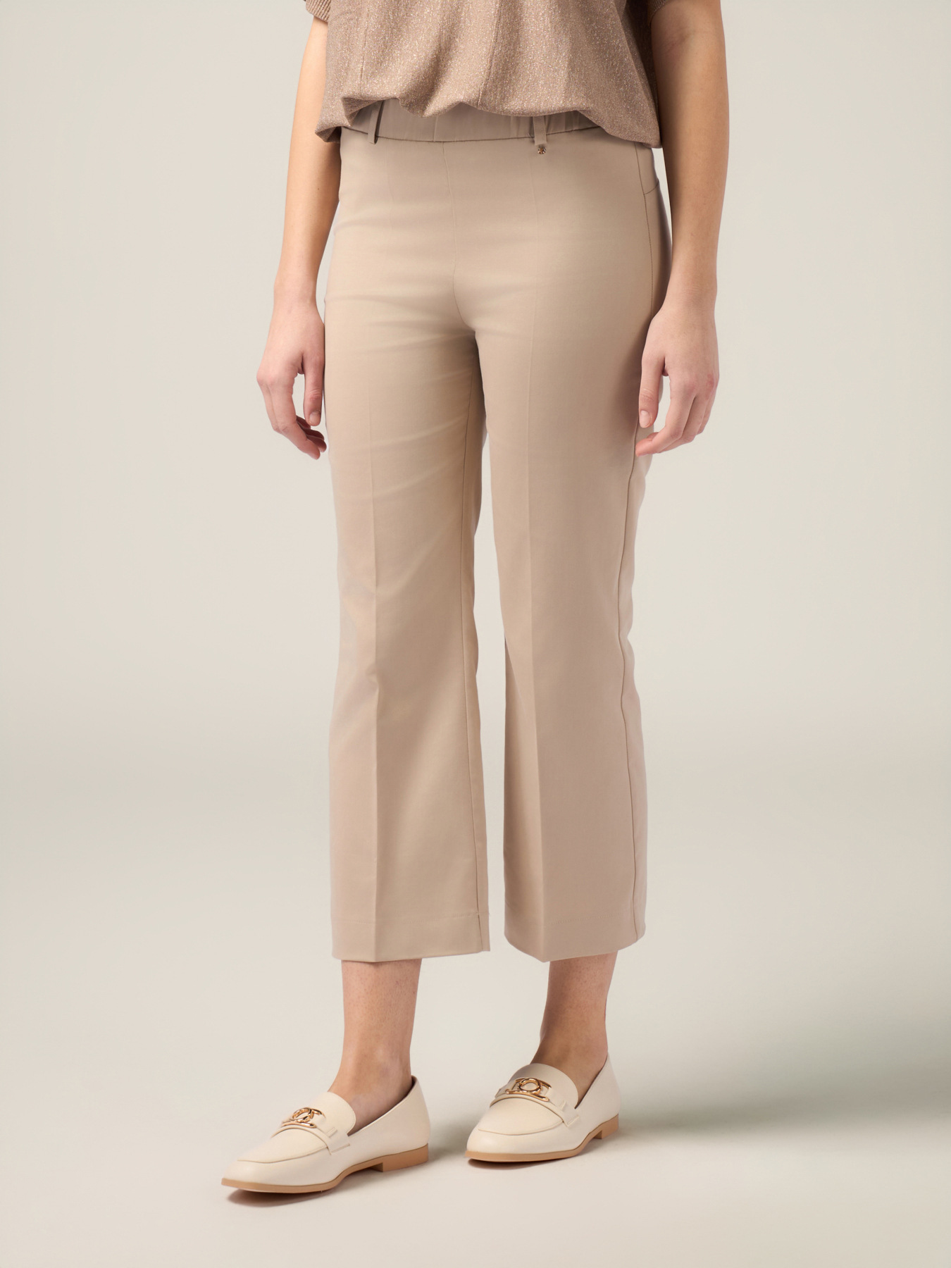 Pantalon l&eacute;g&egrave;rement &eacute;vas&eacute; en m&eacute;lange de coton image number 3