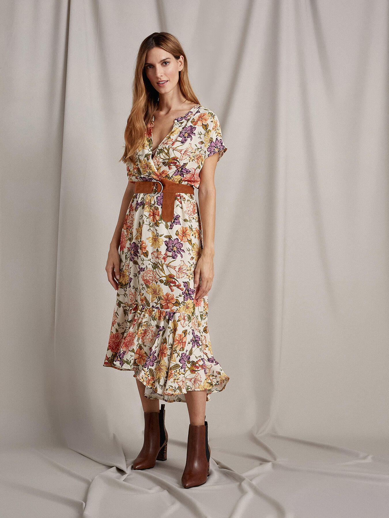 Midi-Kleid mit Blumenmuster image number 1