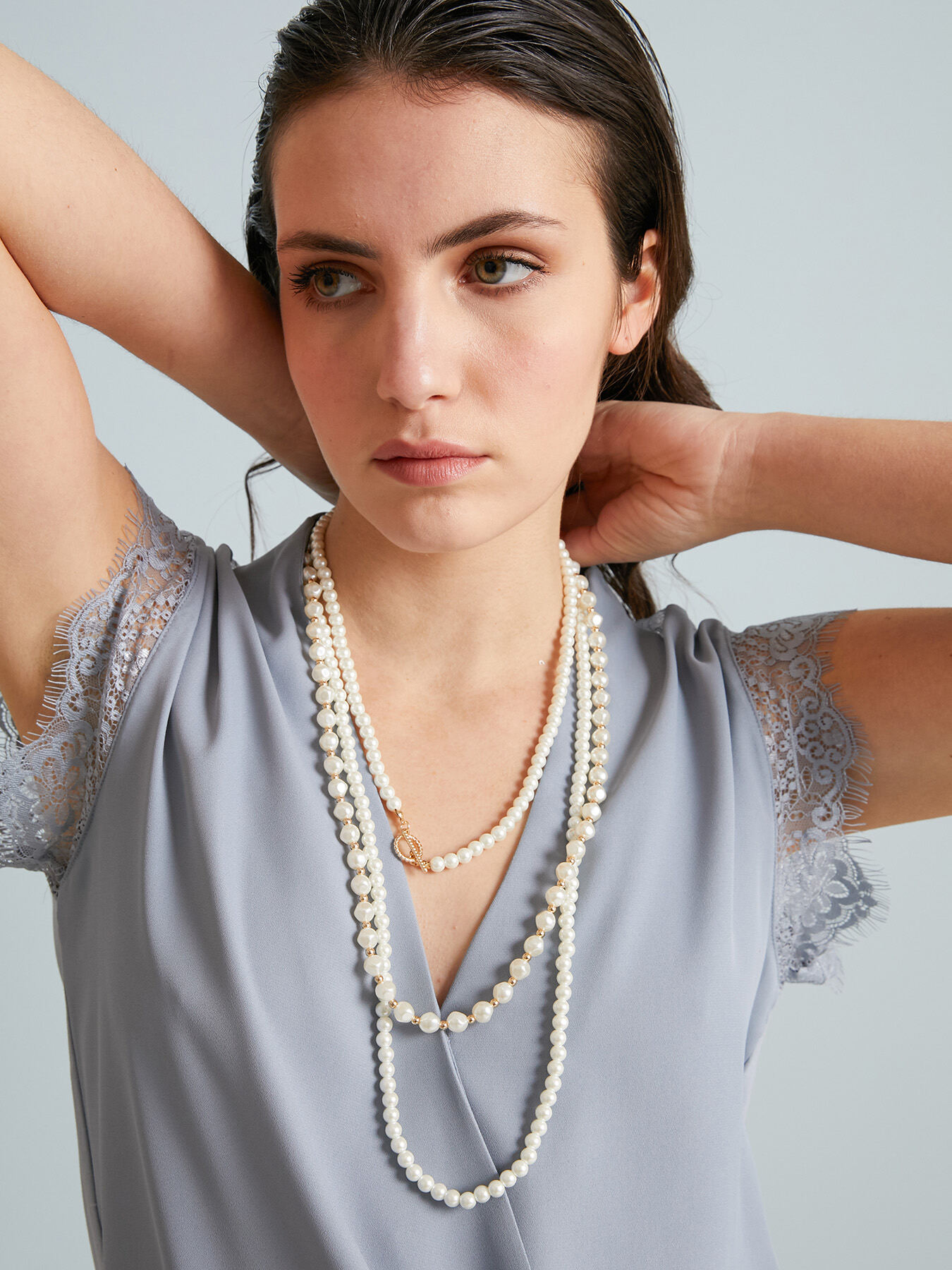 Pack di tre collane in perle image number 0