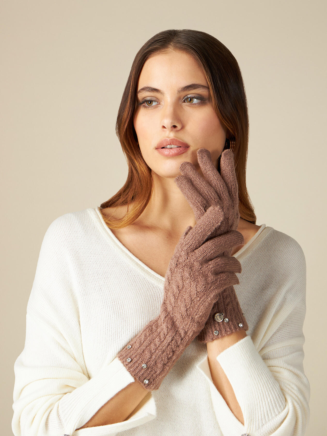 Guanti con castoni image number 0