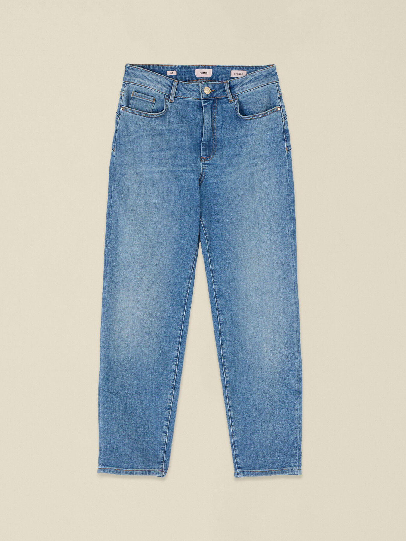 Boyfriend jeans image number 4