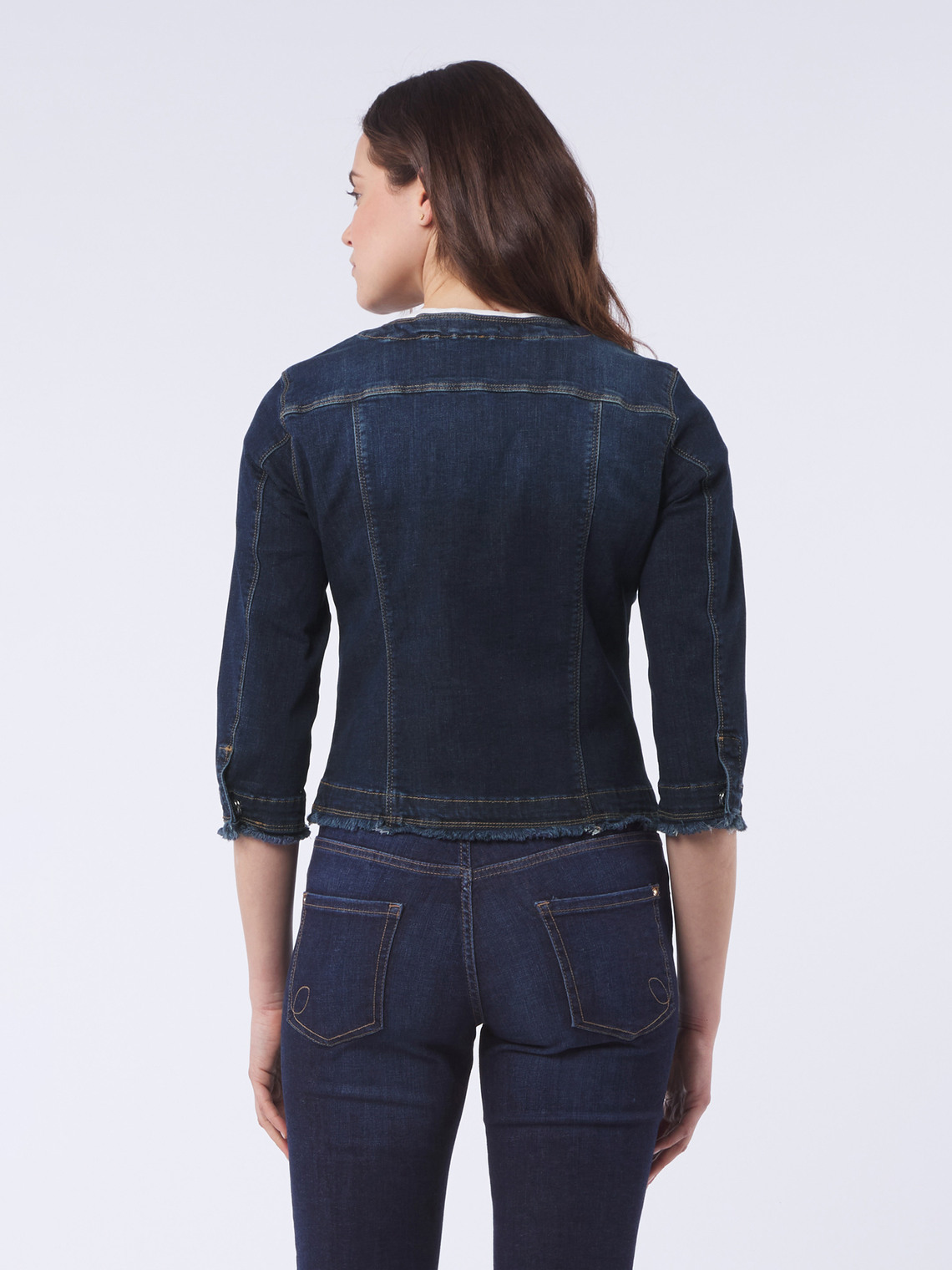 Giubbotto in jeans con catene - Oltre.com