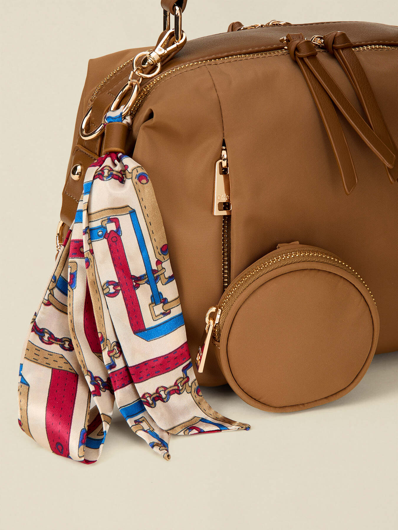 Shoulder bag with scarf, chain and mini pouch image number 2