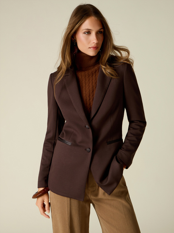 Blazer en jersey scuba
