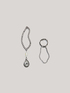 Boucles d'oreilles in&eacute;gales avec pierres image number 2