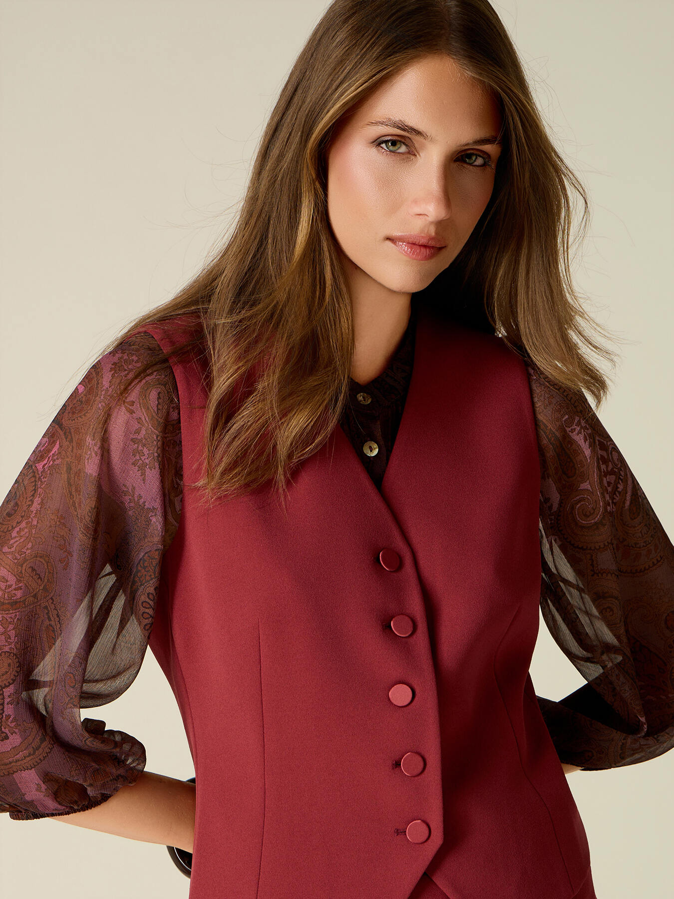 Crepe fabric vest image number 2