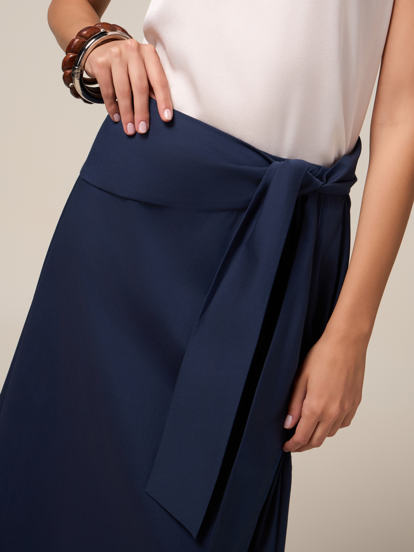 Midi poplin skirt with sash image number 2