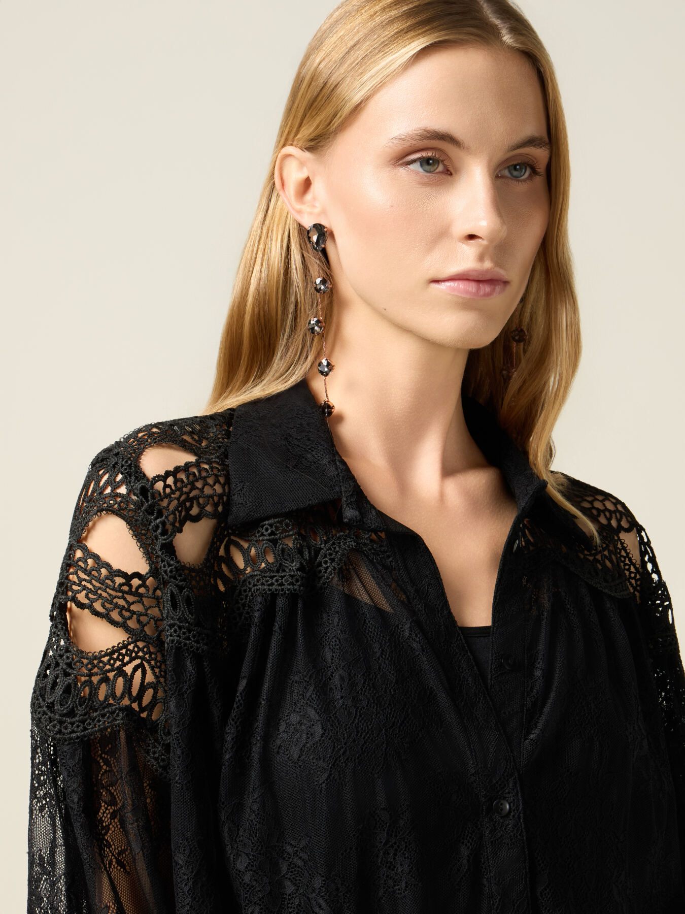 Lace shirt image number 2
