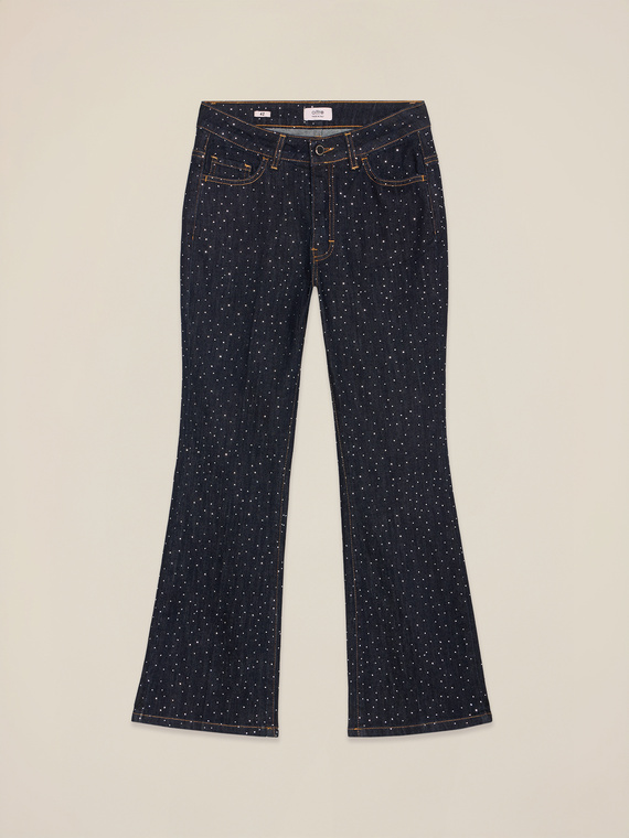 Flare-Jeans mit Kristallen im All-over-Design