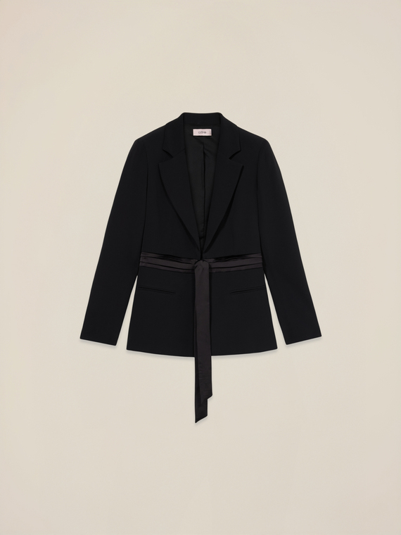 Blazer cu centură din satin