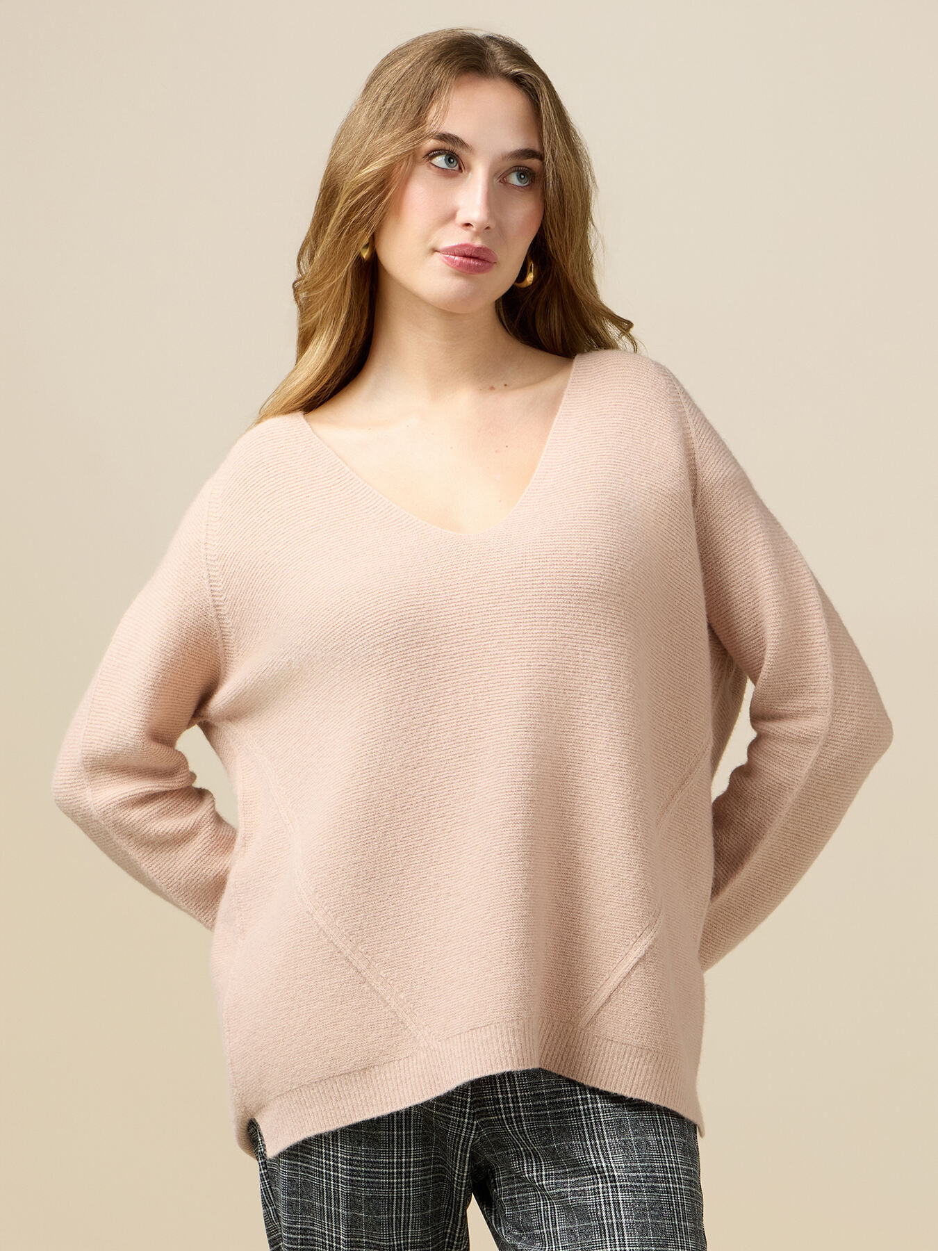 Oversize-Pullover mit V-Ausschnitt image number 0
