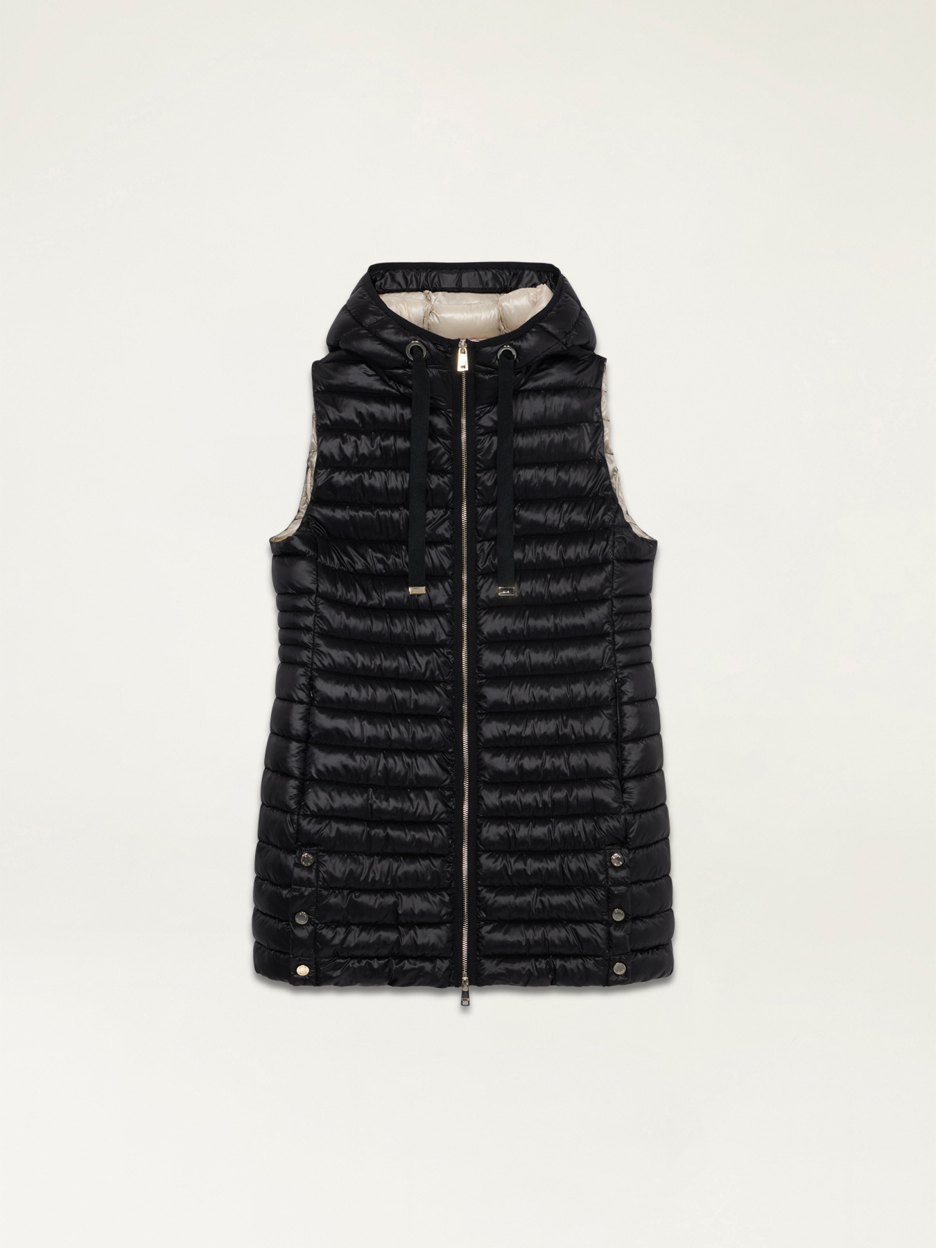 Sleeveless lightweight down jacket image number 3