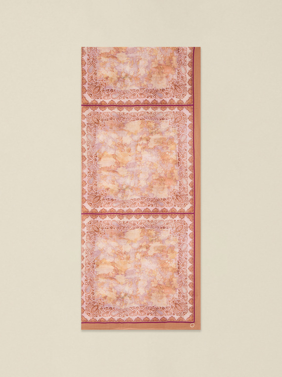 Fantasy scarf