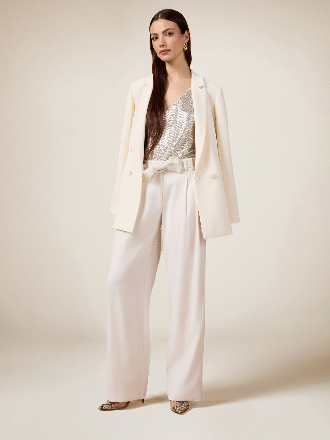 Flie&szlig;ende Hose mit G&uuml;rtel image number 1