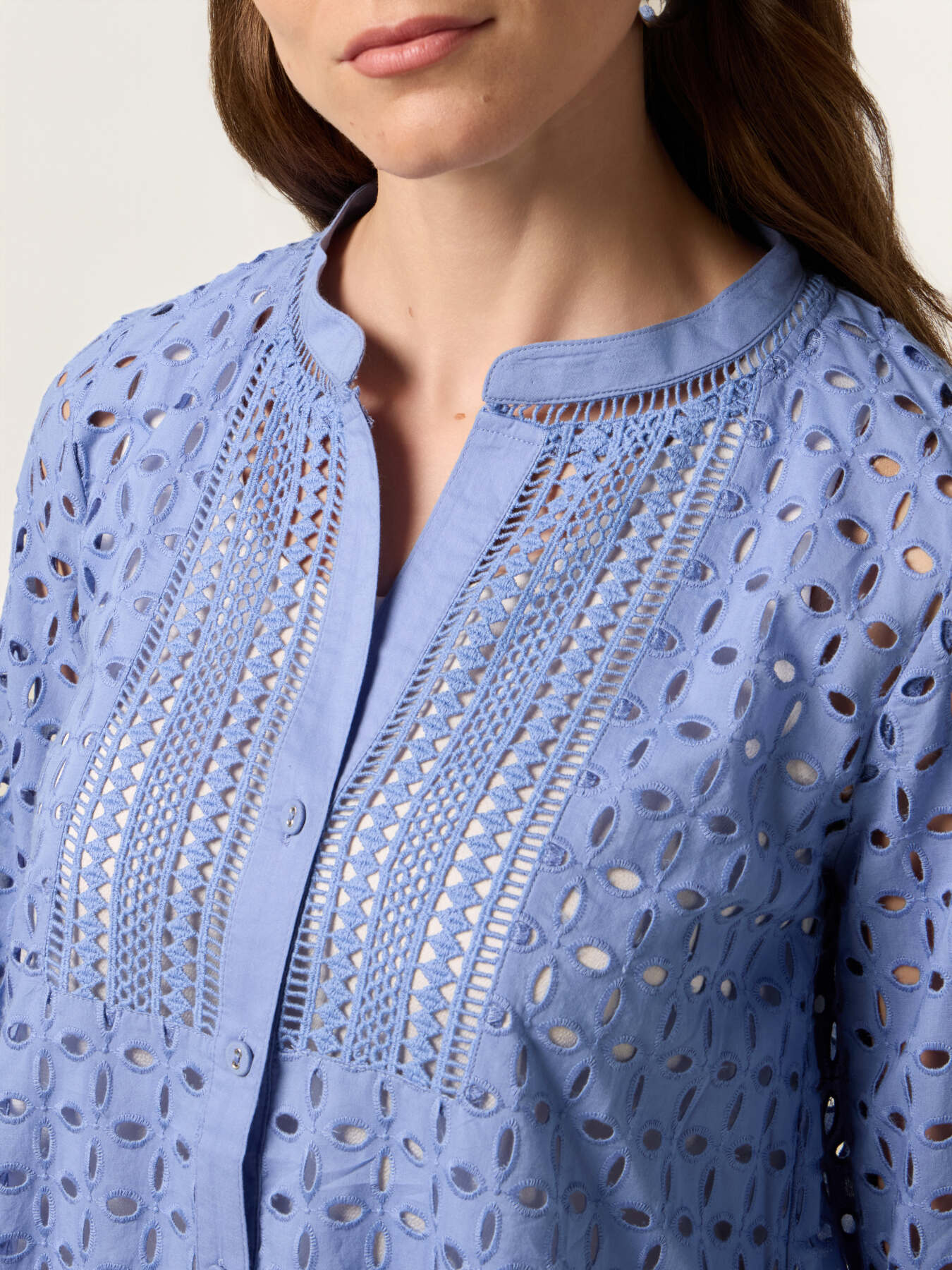 Blusa in sangallo see-through image number 2