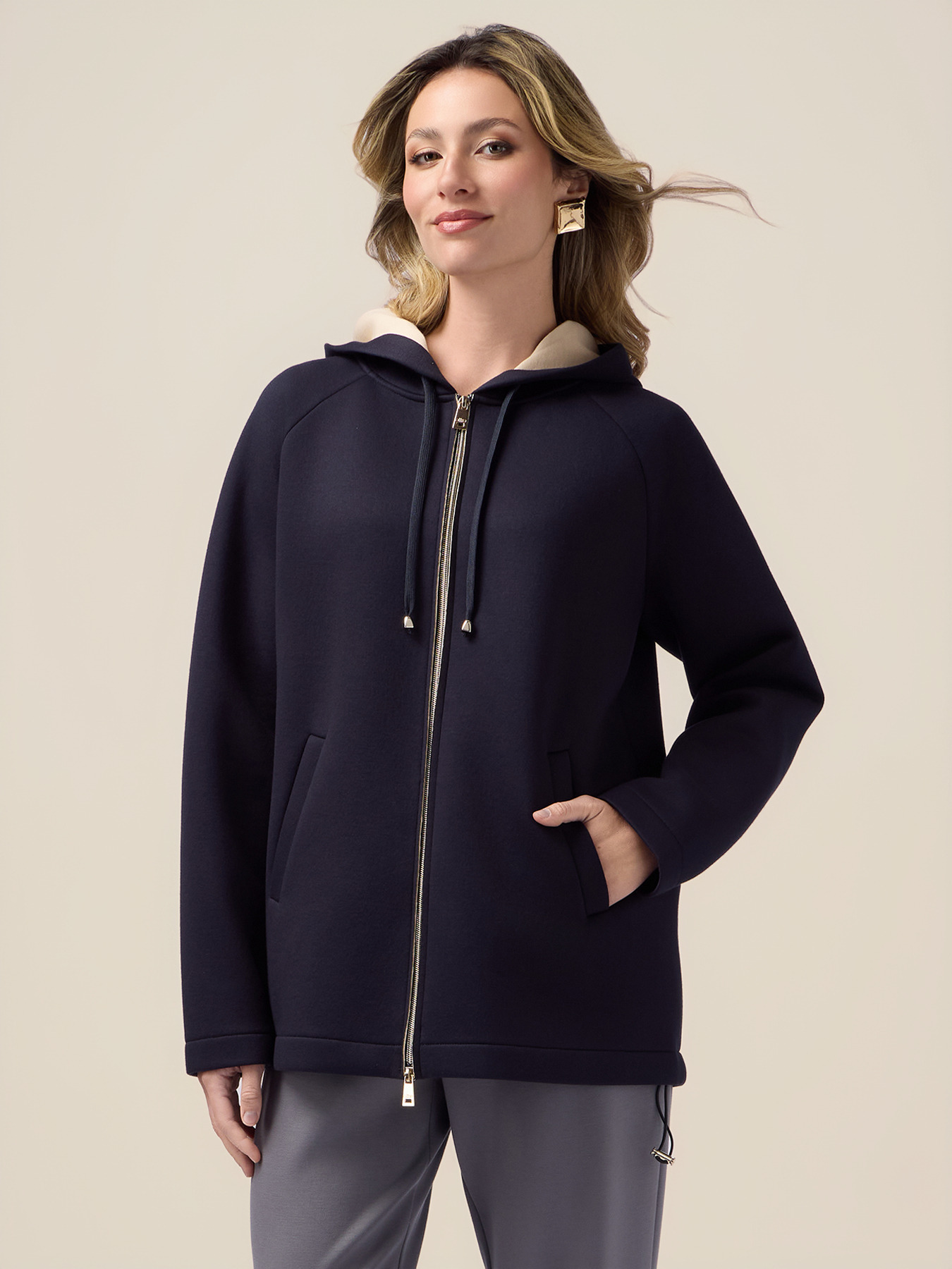 Sweatjacke aus Scuba-Stoff image number 0