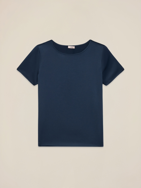 Two-material T-shirt