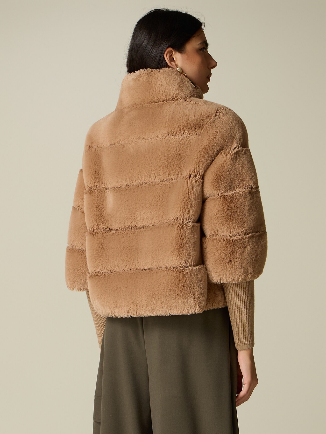 Short plush-effect jacket image number 1