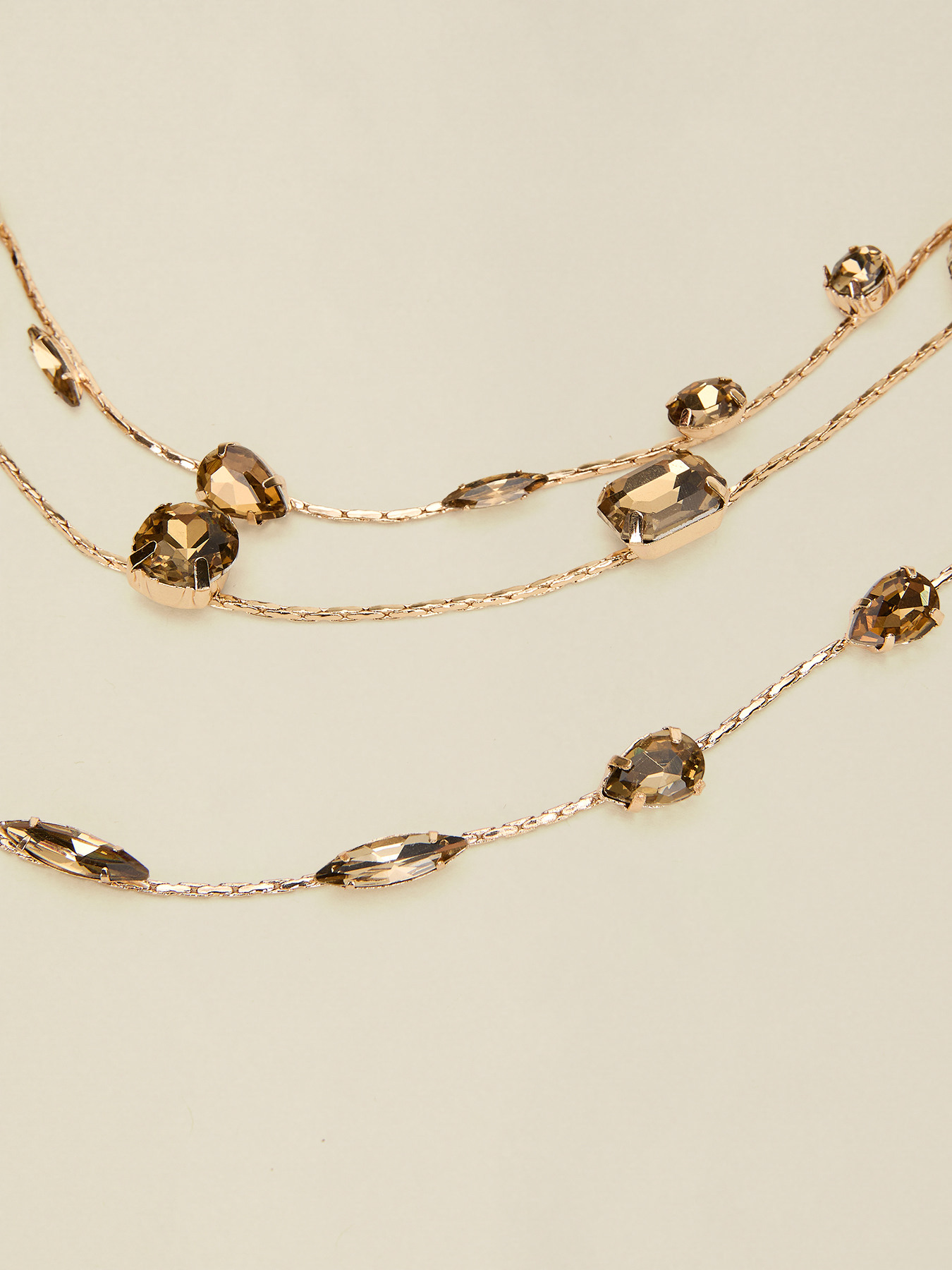 Collana multifilo con cristalli image number 2