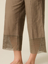 Pantaloni cropped traforati image number 2