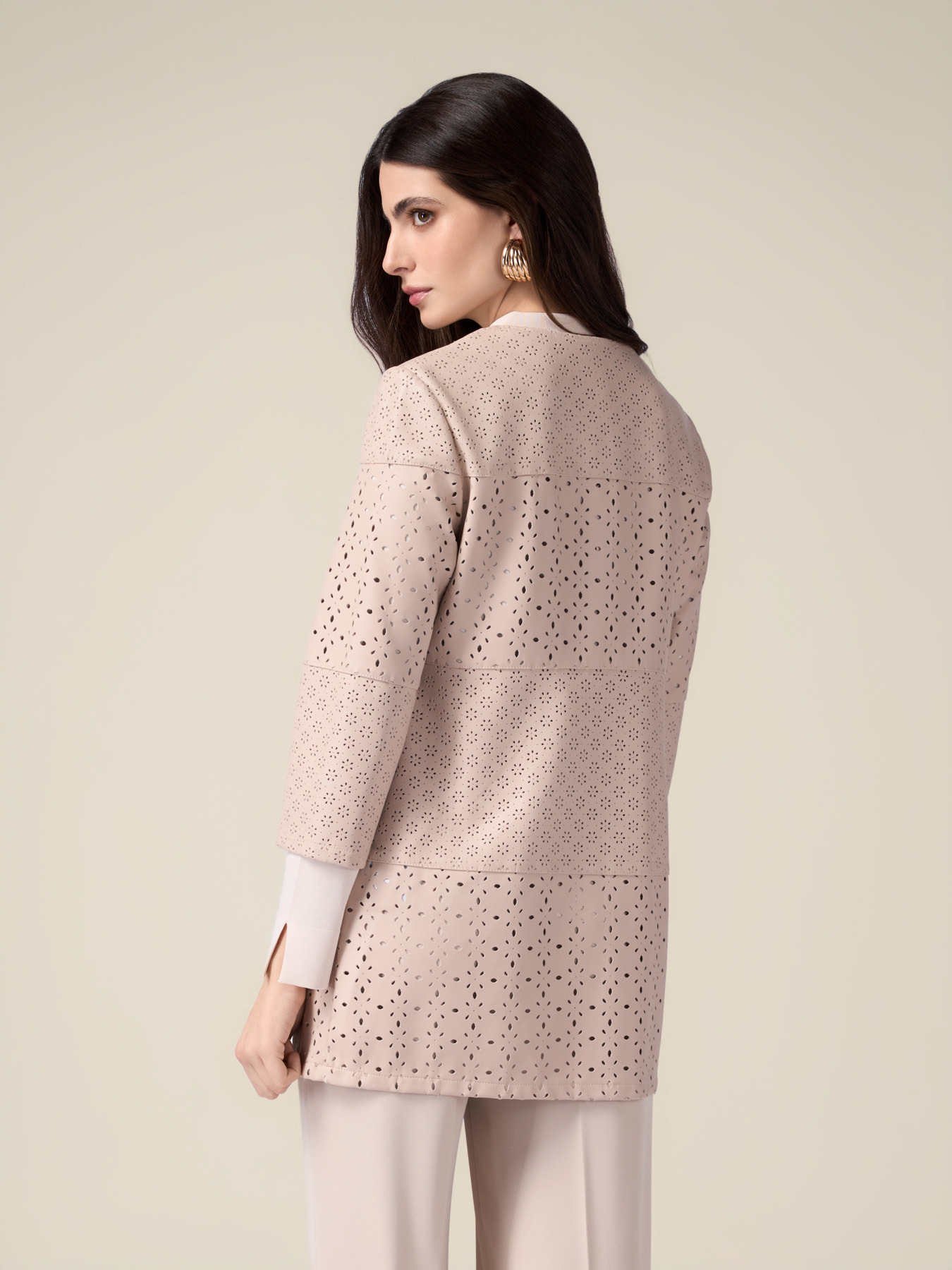 Chaqueta midi calada image number 1