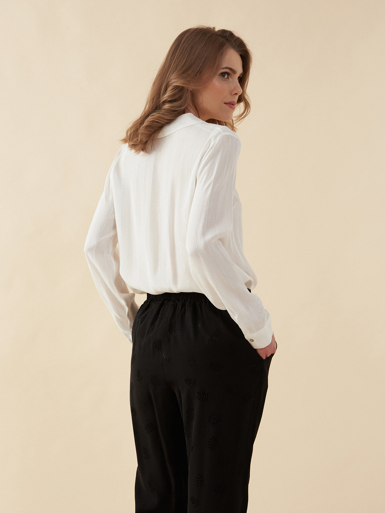 Bluse mit Lurex-Streifen image number 1