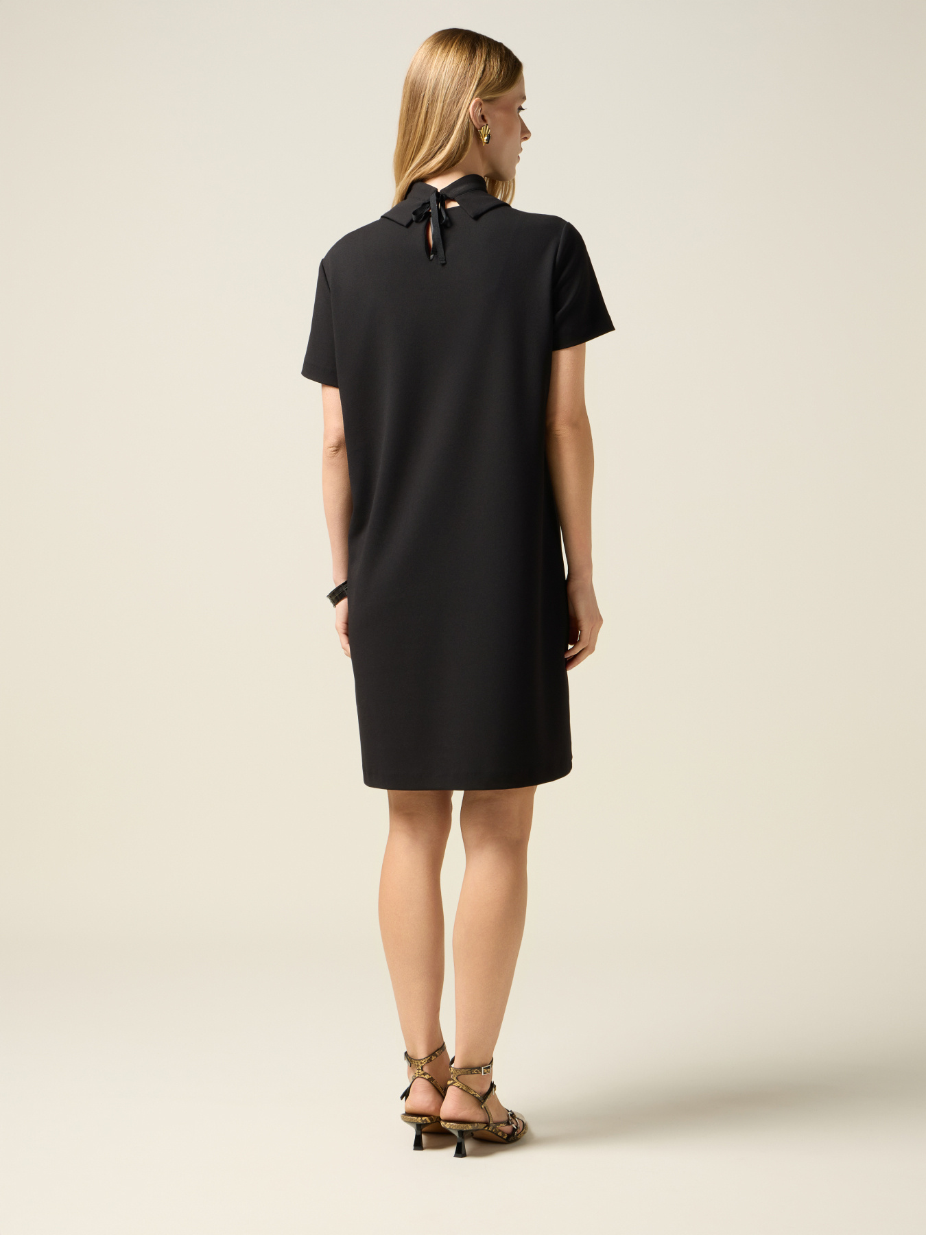 Robe regular en tissu fluide image number 1