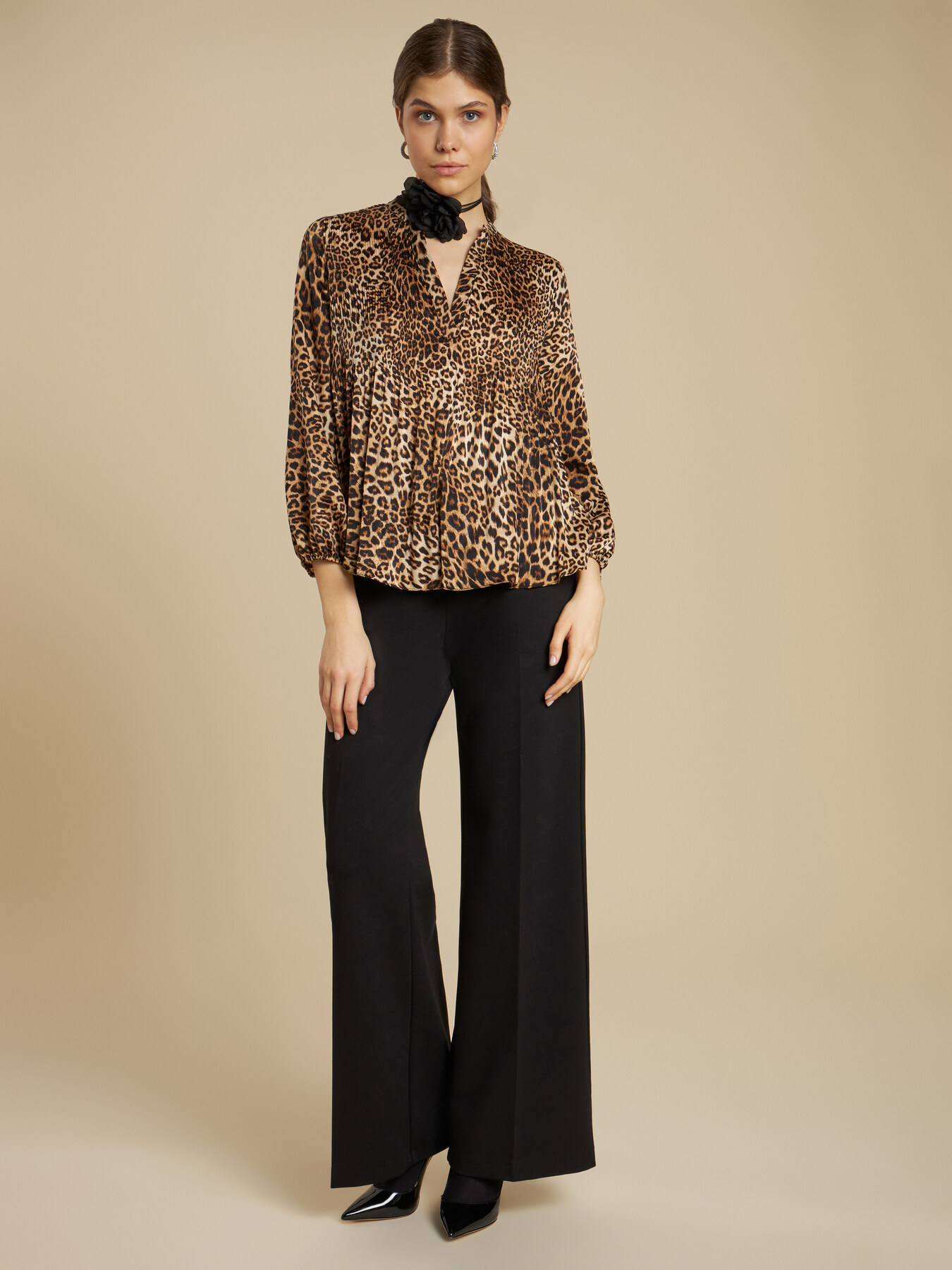 Blusa estampado animal image number 0
