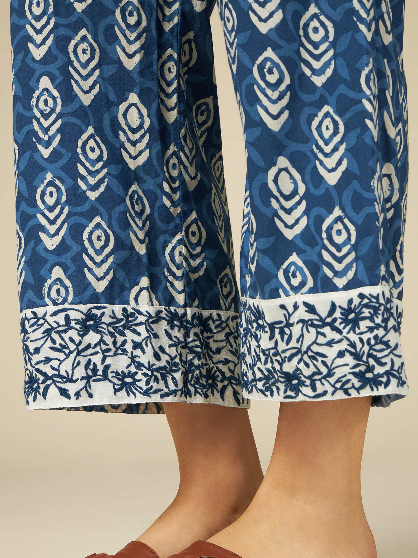 Ikat patterned trousers image number 2