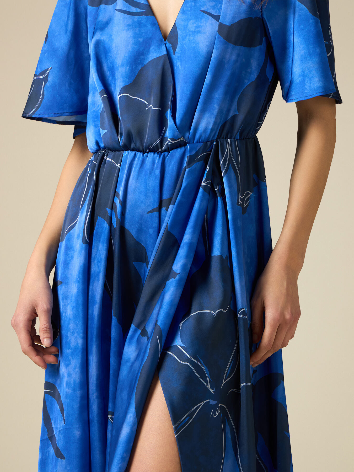 Rochie lungă din satin cu imprimeu floral image number 3