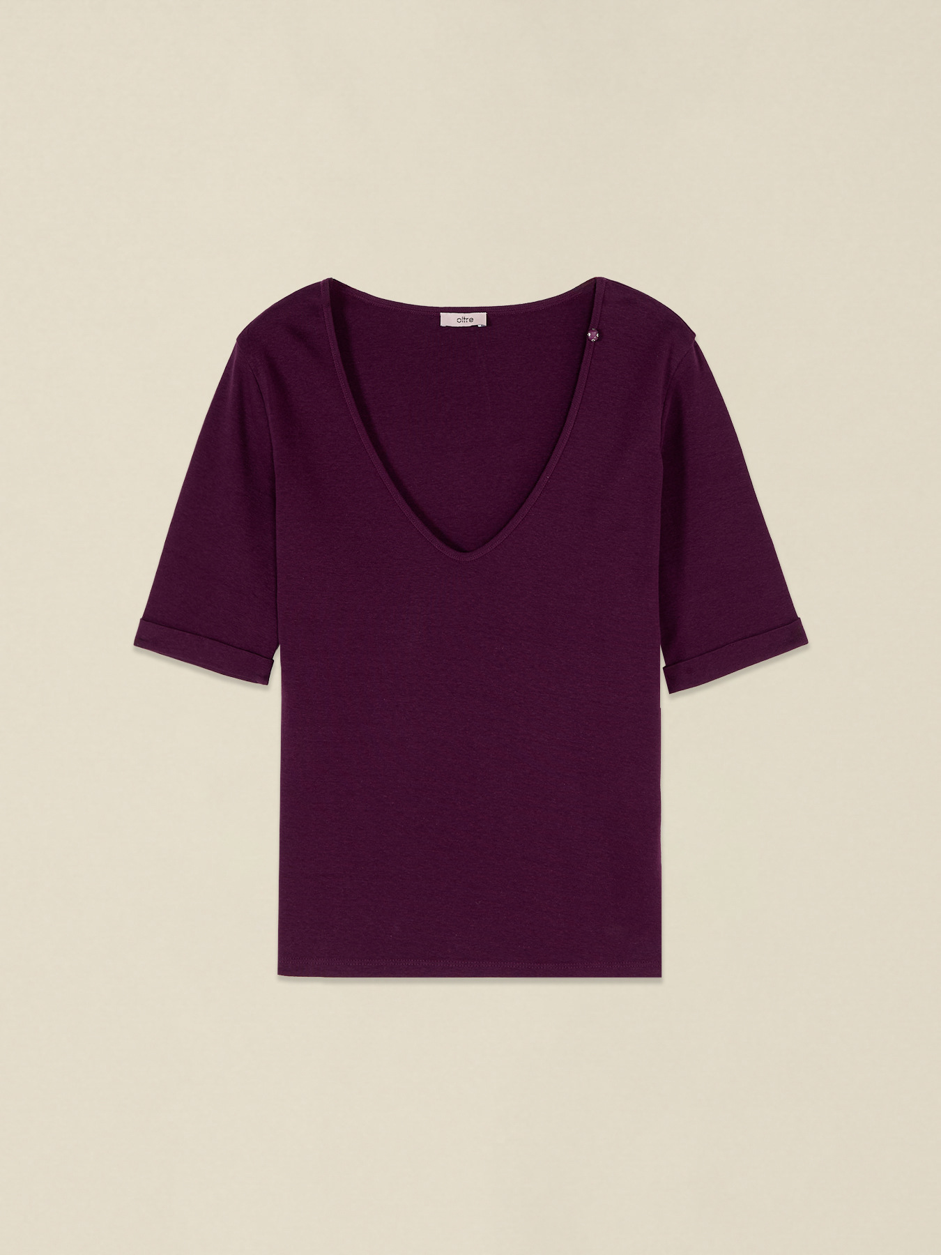 V-neck T-shirt with slim sleeves image number 3