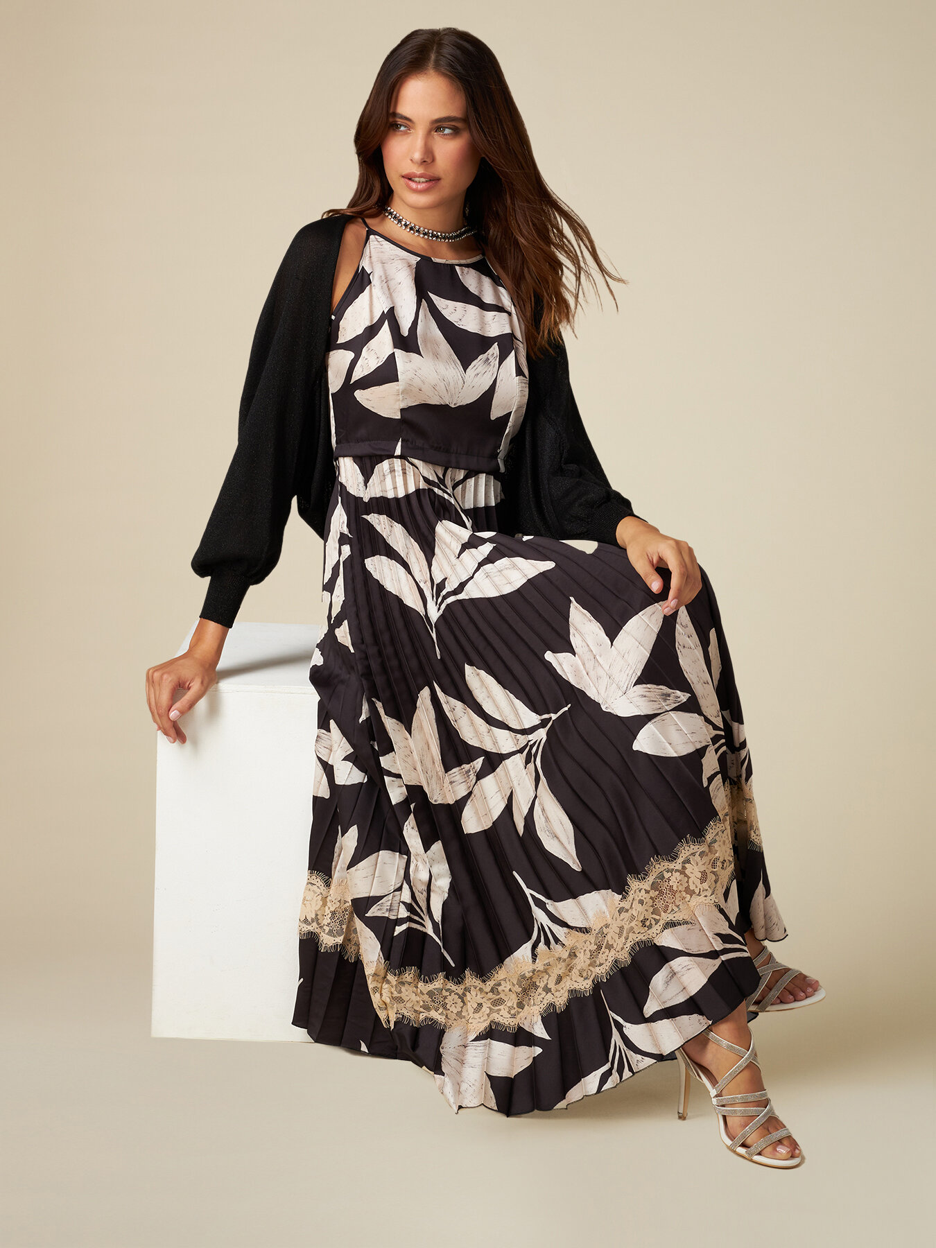 Coprispalle in filato lurex image number 1