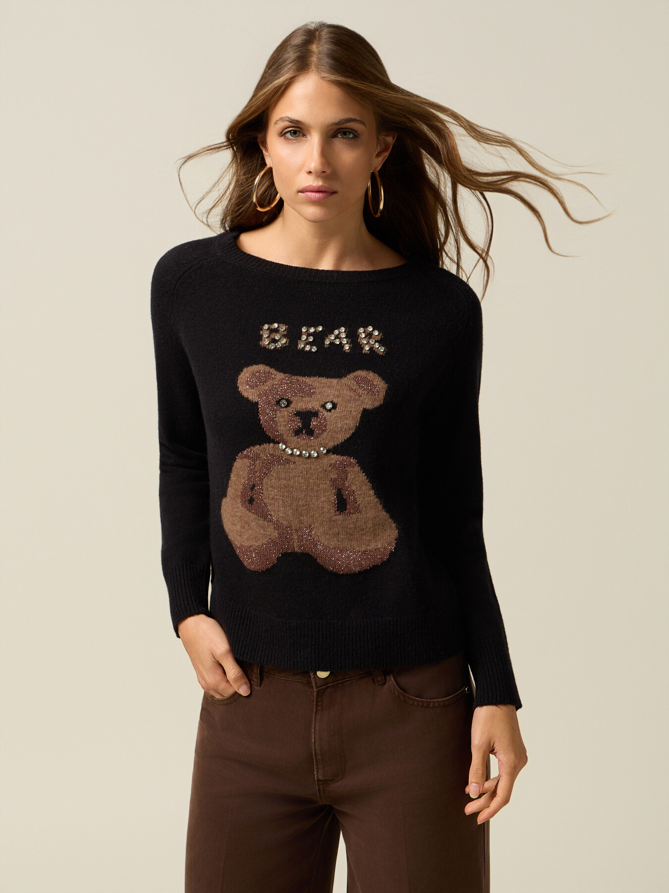 Jacquard knit with bezels image number 0