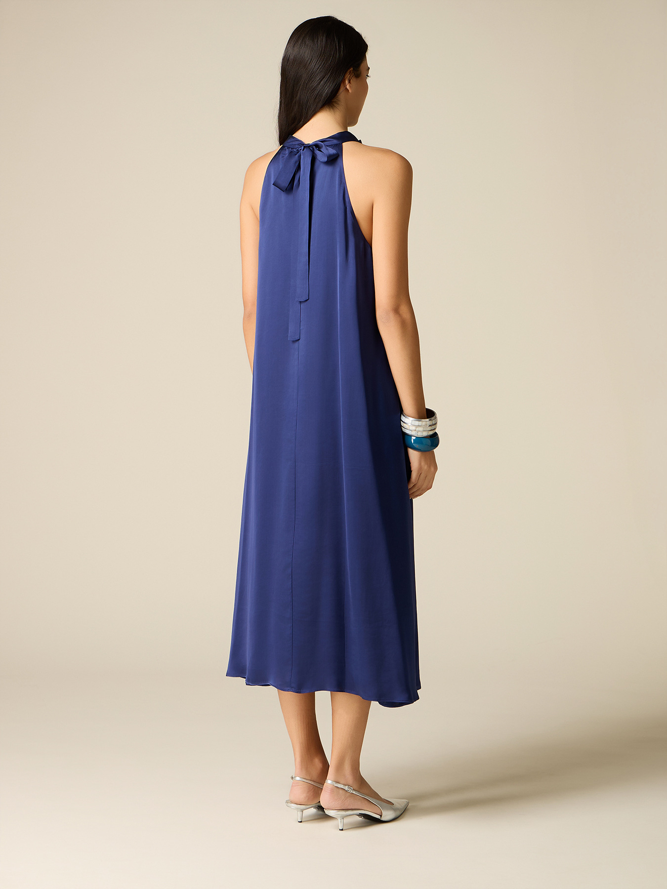 Robe longue ligne A en satin image number 1