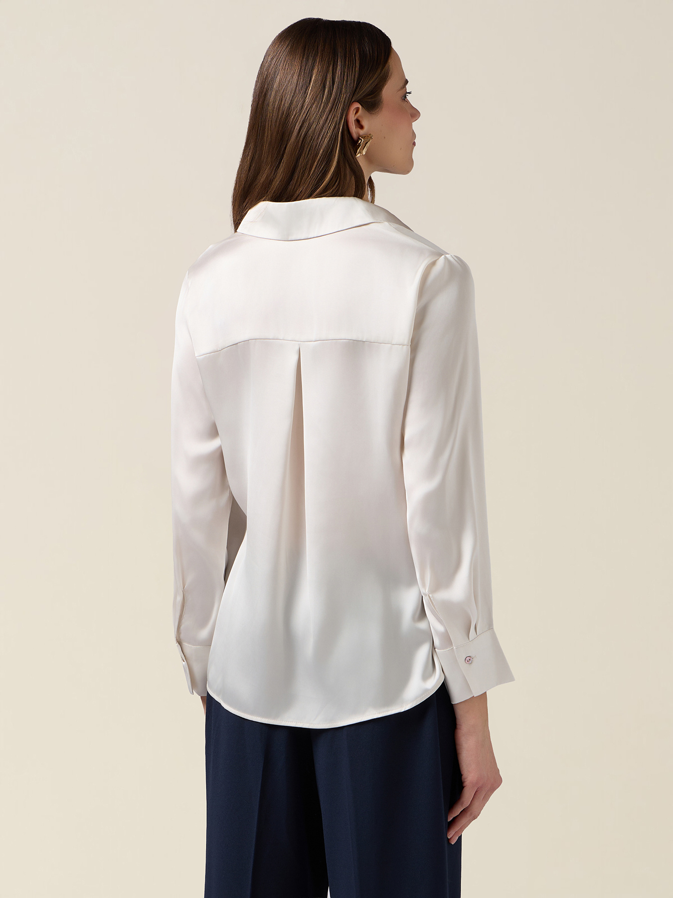 Satin shirt image number 1