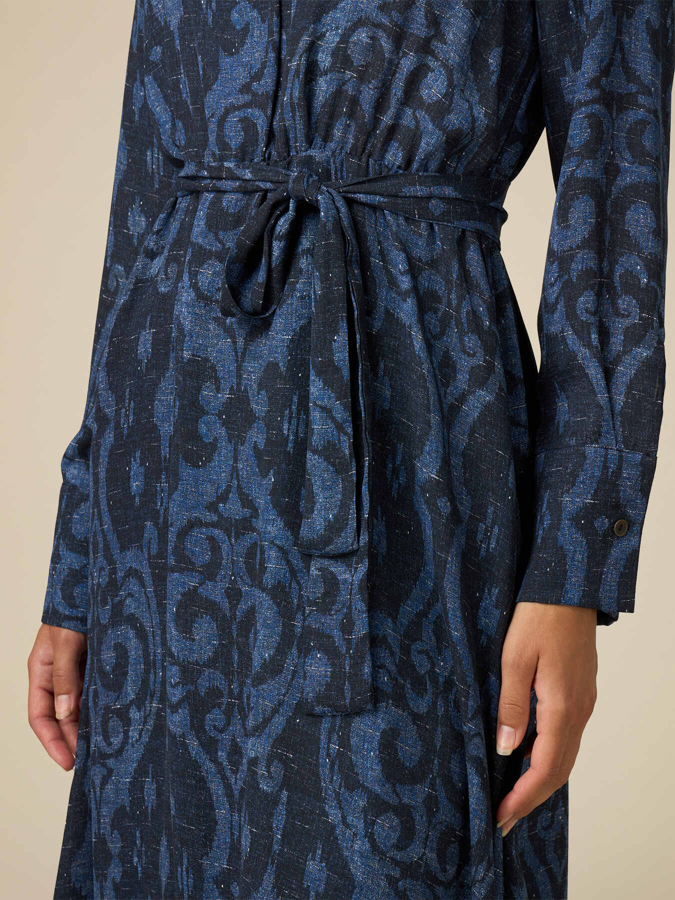 Patterned midi dress image number 2