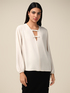 Blouse avec d&eacute;tail de n&oelig;uds image number 0