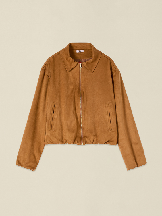 Short jacket with zip