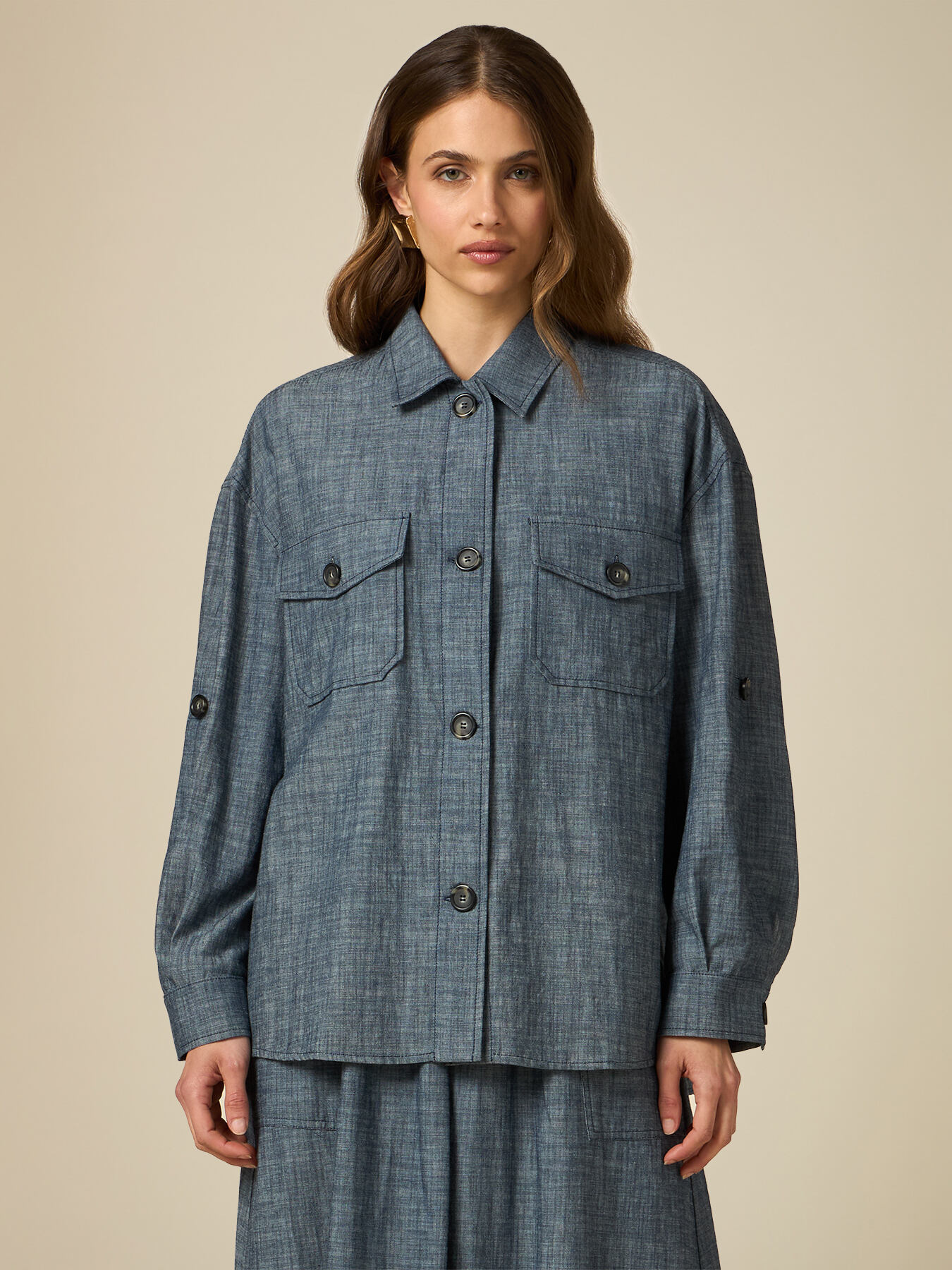 Camisa amplia mezcla de lino efecto denim image number 0