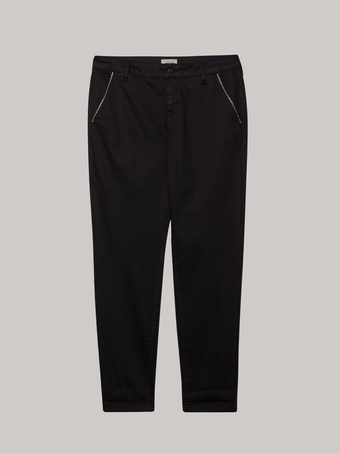 Pantalones chinos Madrid con pedrer&iacute;a y piedras image number 0