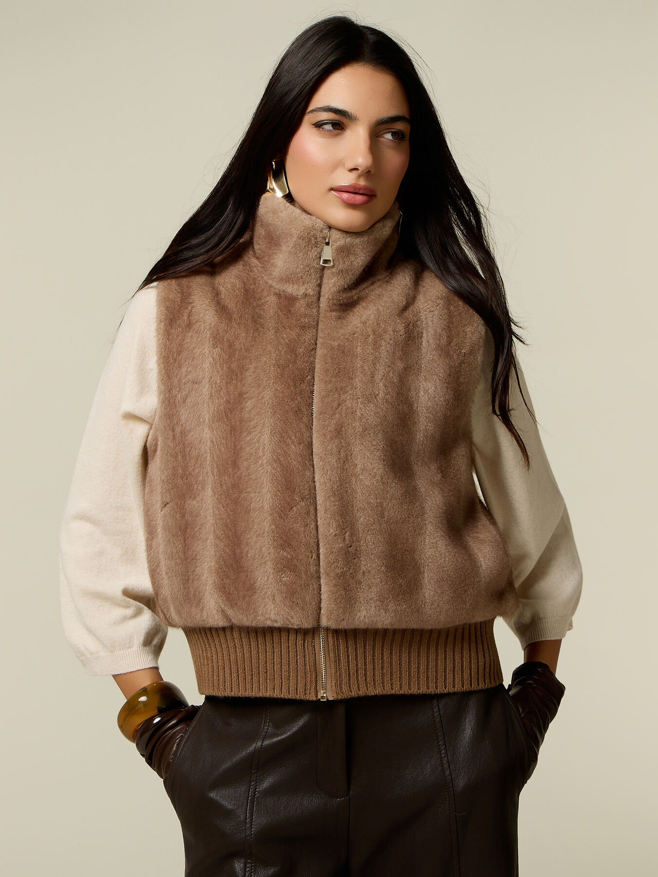 Faux fur high-neck gilet image number 0