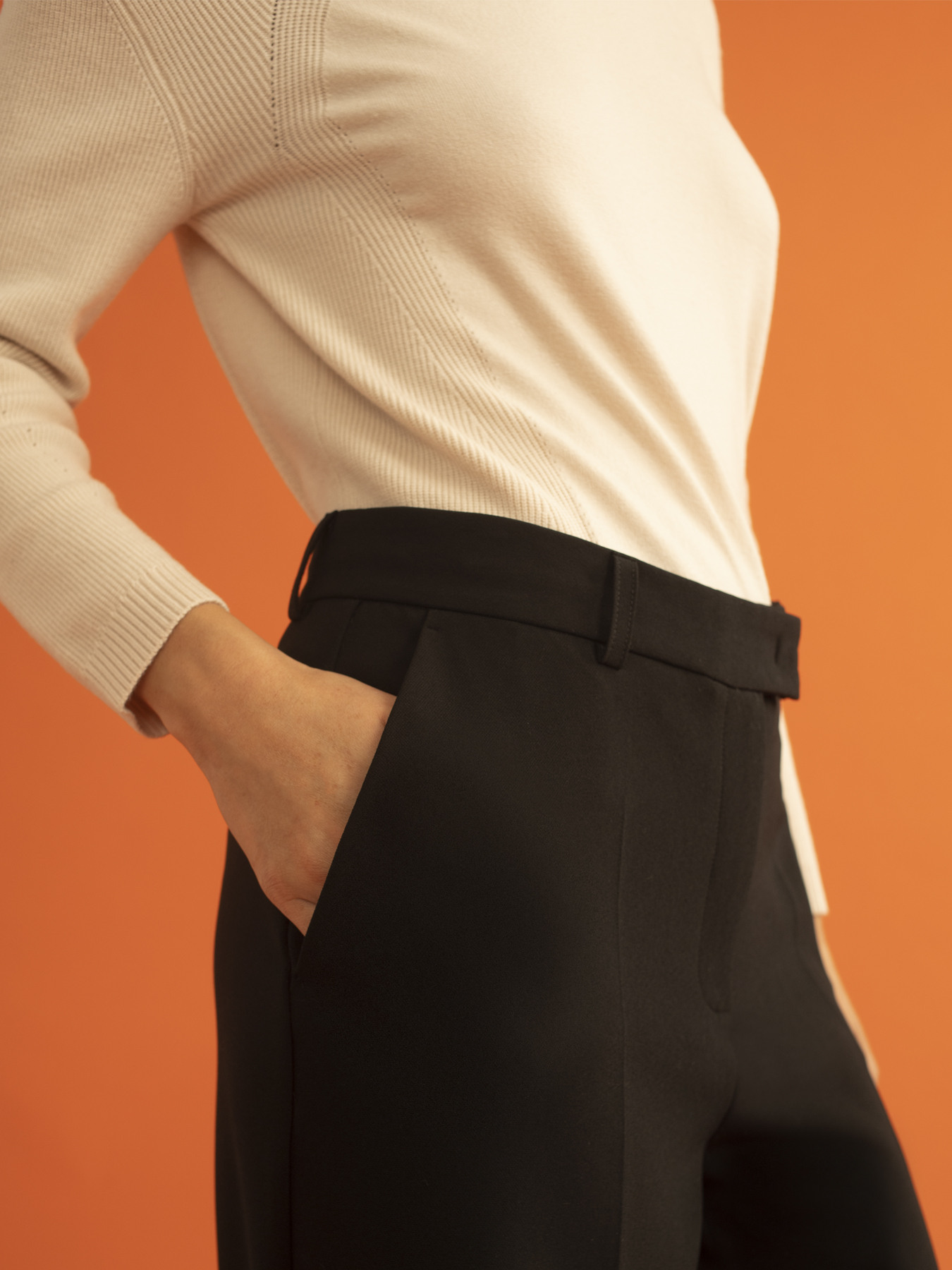 Palazzo-Hose image number 2