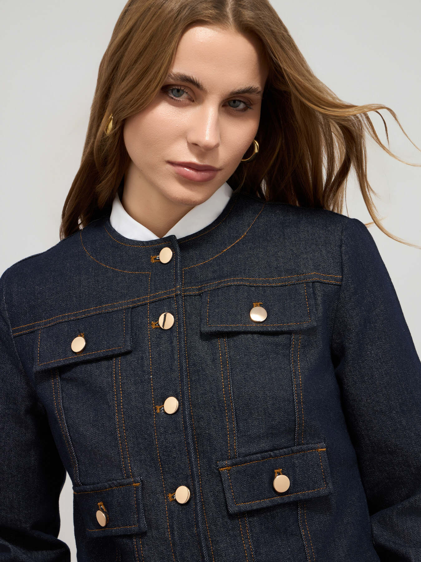 Giacca corta in denim image number 2