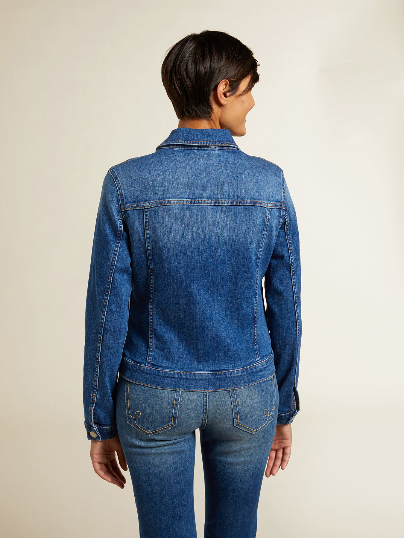 Giubbotto in jeans con volant image number 1